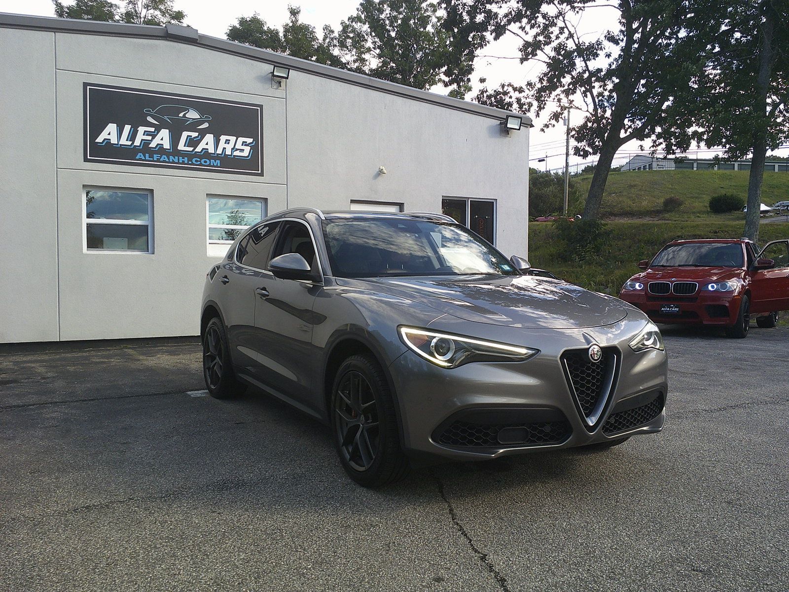 Used 2019 Alfa Romeo Stelvio Ti Lusso w/ Quick Order Package 22X Lusso AWD/4WD image 3
