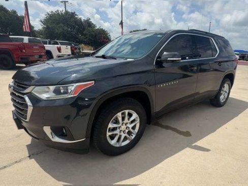 Used 2021 Chevrolet Traverse LT FWD image 4