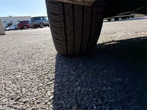 Used 2018 Lexus GX 460 image 41