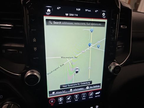 Used 2021 RAM 1500 Laramie image 22