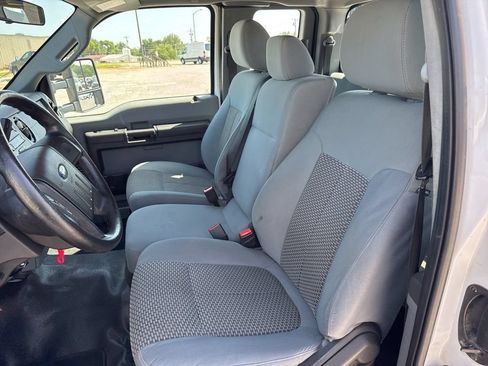Used 2014 Ford F250 XL w/ Power Equipment Group AWD/4WD image 29