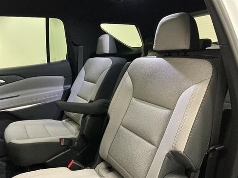 New 2026 Chevrolet Traverse LT w/ LPO, Floor Liner Package FWD image 22