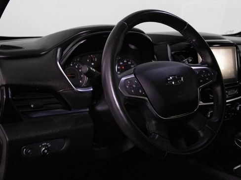 Used 2022 Chevrolet Traverse RS image 31