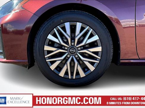 Used 2023 Nissan Altima 2.5 SV image 30