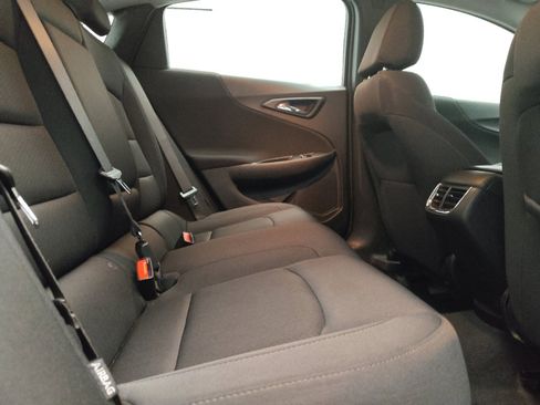 Used 2025 Chevrolet Malibu LT FWD image 19