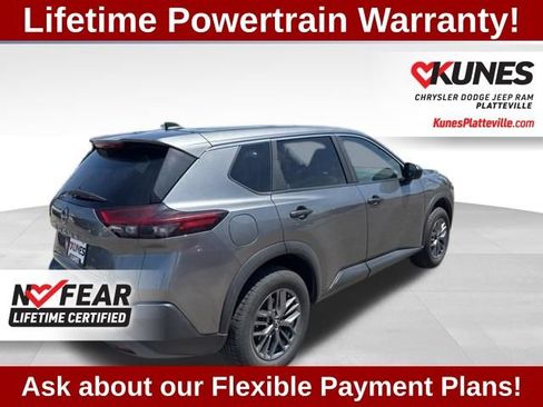Used 2023 Nissan Rogue S AWD/4WD image 10