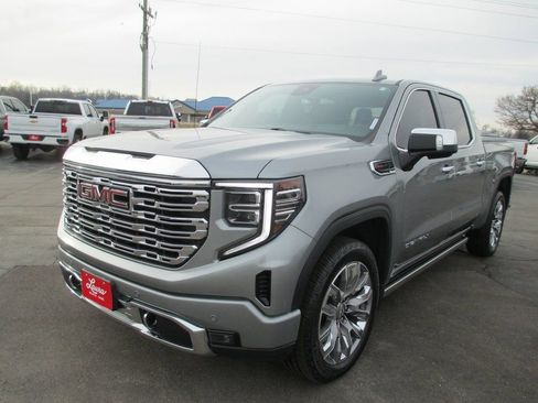 Used 2023 GMC Sierra 1500 Denali image 13