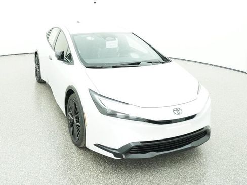 New 2026 Toyota Prius Plug-In Hybrid FWD image 52