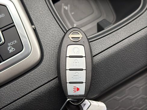 New 2026 Nissan Frontier SV image 34