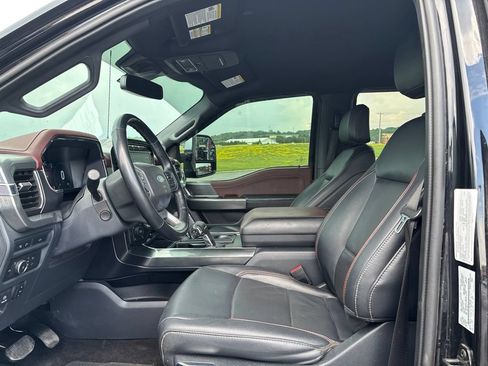 Used 2022 Ford F150 Lariat w/ Equipment Group 502A High AWD/4WD image 10