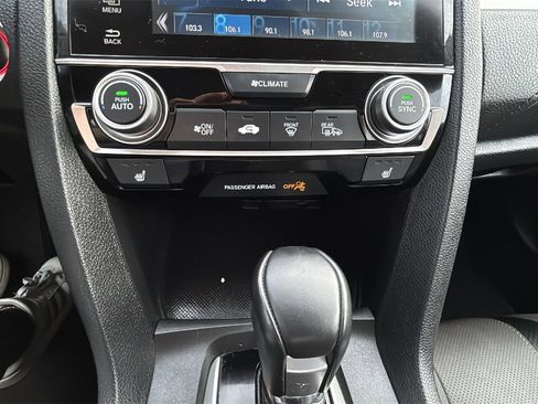 Used 2017 Honda Civic Touring image 21