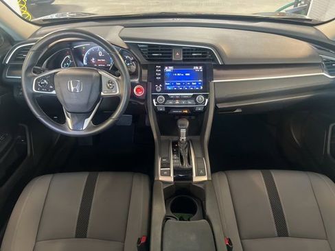 Used 2019 Honda Civic EX image 11