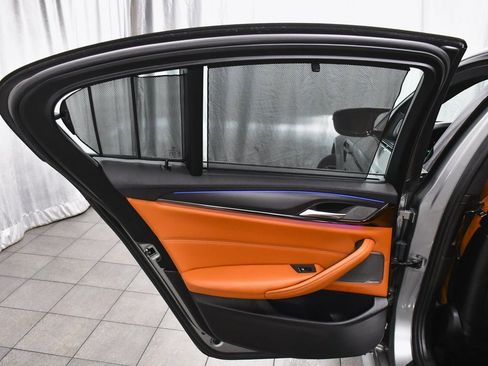 Used 2019 BMW M5 w/ Executive Package image 10