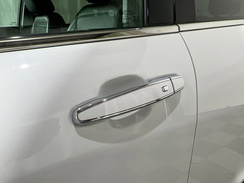 Used 2022 Chevrolet Equinox Premier image 15