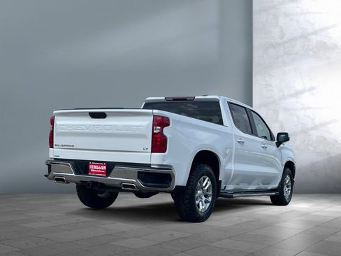 Used 2025 Chevrolet Silverado 1500 LT AWD/4WD image 6