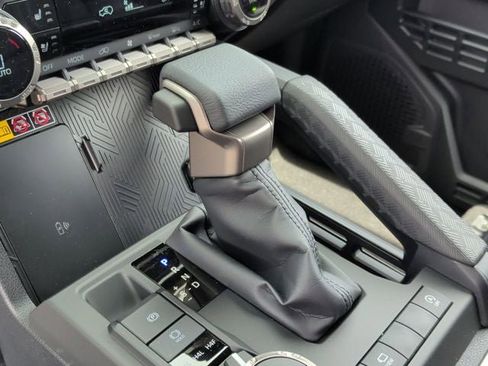 New 2026 Toyota 4Runner Limited AWD/4WD image 22