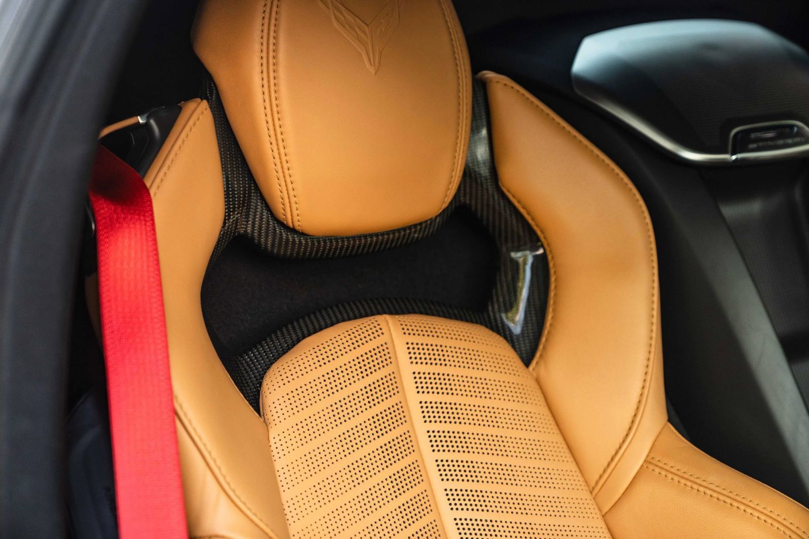 Used 2021 Chevrolet Corvette Stingray Preferred Conv w/ Z51 Performance Package RWD image 34