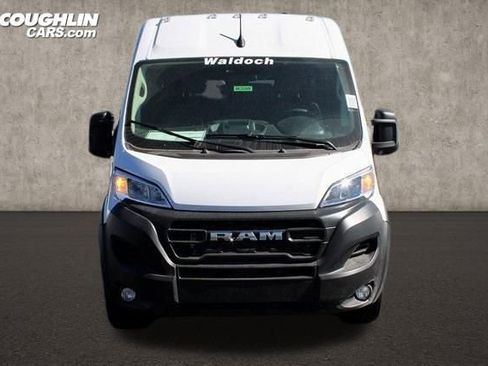 New 2024 RAM ProMaster 2500 w/ Convenience Group image 3