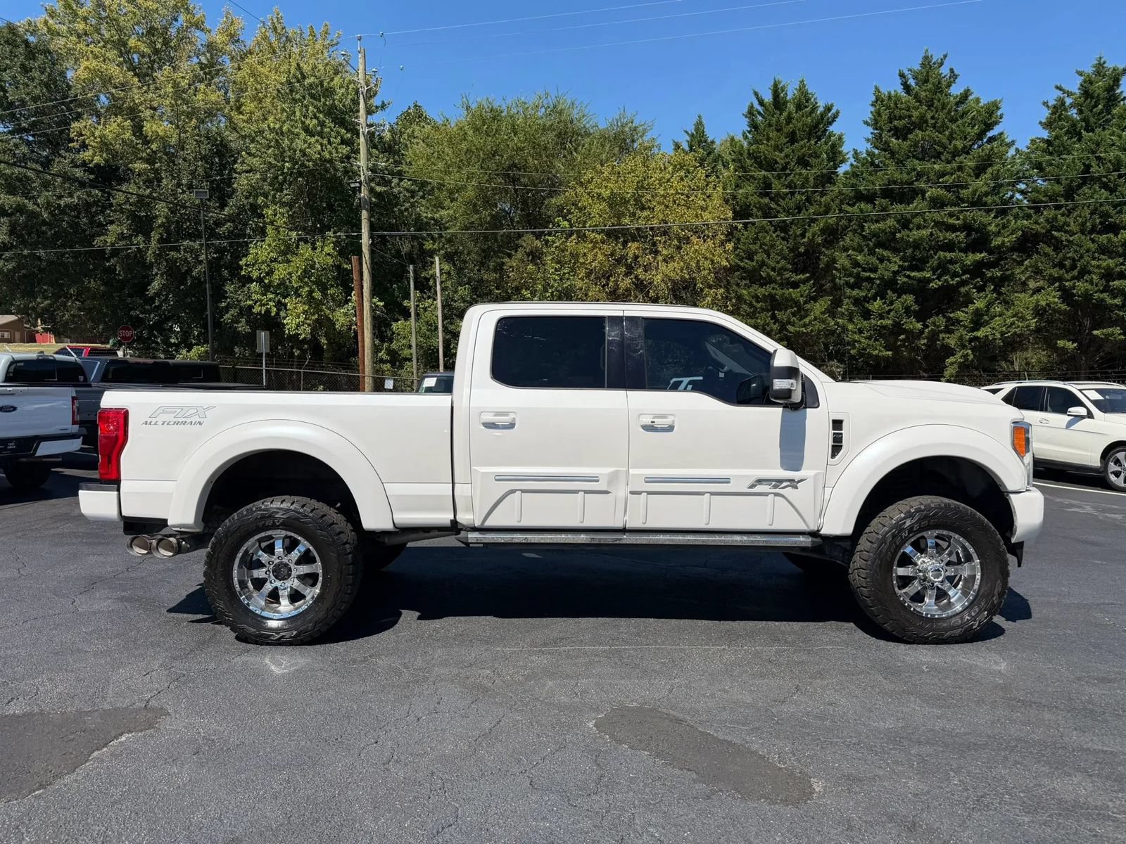 Used 2018 Ford F250 Lariat w/ Lariat Ultimate Package AWD/4WD image 5