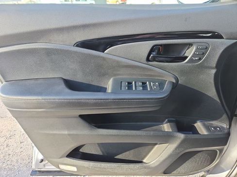 Used 2023 Honda Passport Elite image 17