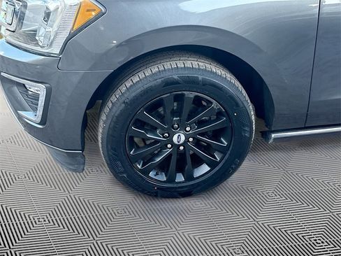 Used 2020 Ford Expedition Max Limited image 35