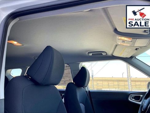 Used 2025 Kia Soul LX FWD image 21