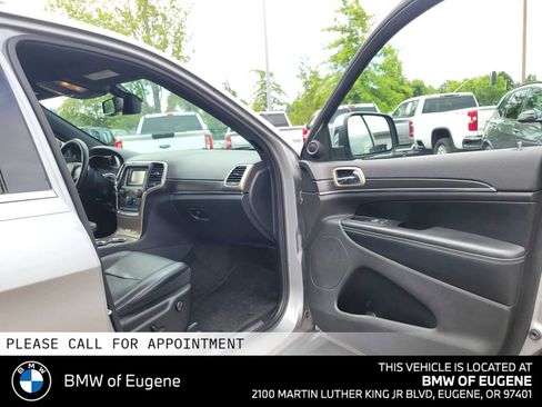 Used 2015 Jeep Grand Cherokee Limited AWD/4WD image 10