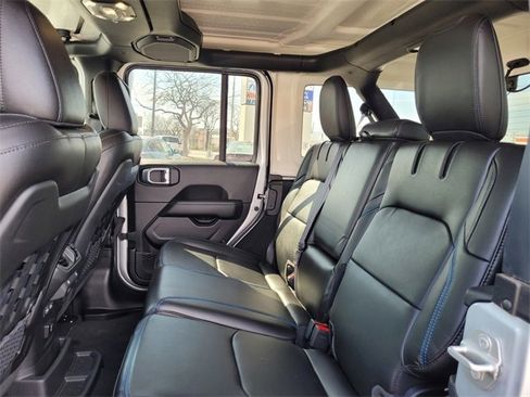 New 2023 Jeep Wrangler Unlimited Rubicon 4xe w/ Steel Bumper Group image 13