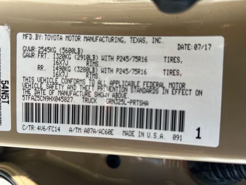 Used 2017 Toyota Tacoma SR5 w/ Tow Package RWD image 27