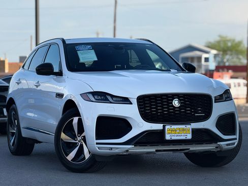 Used 2024 Jaguar F-PACE R-Dynamic S image 2