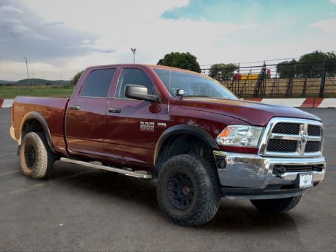 Used 2018 RAM 2500 Tradesman w/ Chrome Appearance Group AWD/4WD image 2