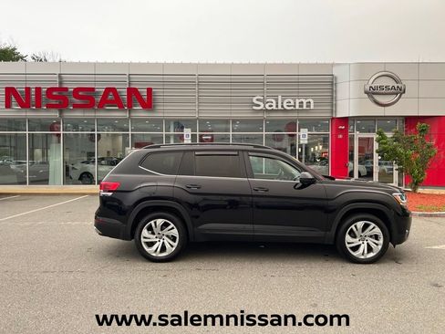 Used 2022 Volkswagen Atlas SE w/ Panoramic Sunroof Package AWD/4WD image 8