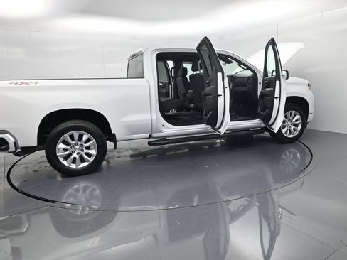 Used 2024 Chevrolet Silverado 1500 Custom AWD/4WD image 70