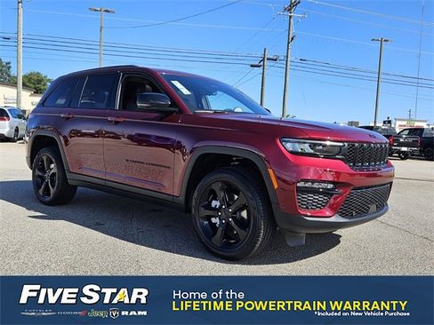 New 2025 Jeep Grand Cherokee Limited w/ Luxury Tech Group II image 1
