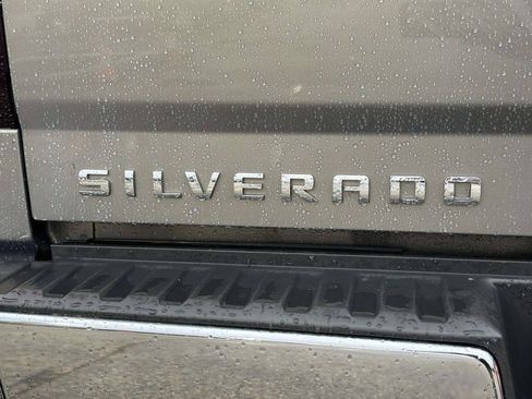 Used 2017 Chevrolet Silverado 1500 LT w/ All Star Edition AWD/4WD image 36