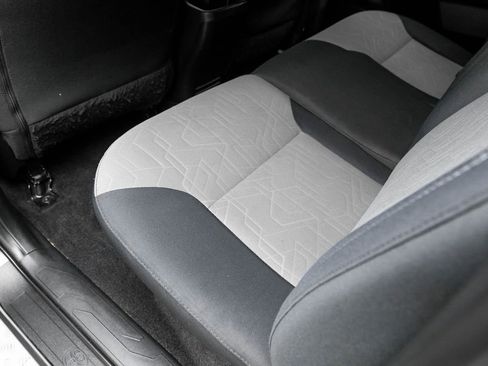 Used 2021 Toyota Tacoma TRD Sport w/ Technology Package image 37