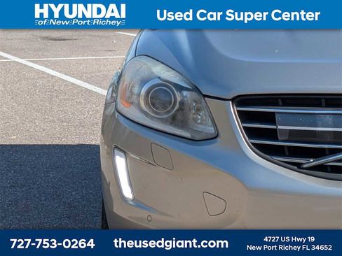 Used 2015 Volvo XC60 T6 Platinum image 9