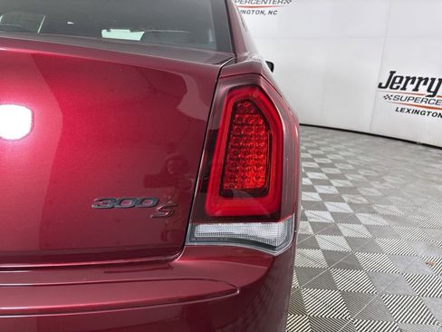 Used 2023 Chrysler 300 S image 35
