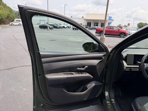Used 2026 Hyundai Santa Cruz SEL FWD image 18