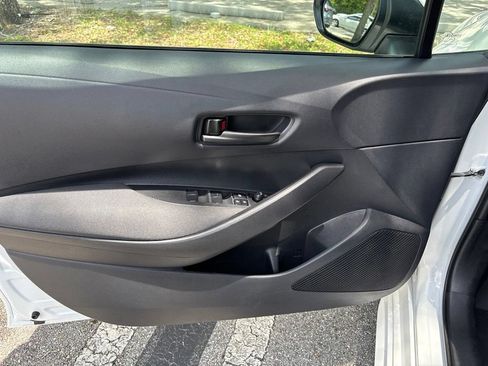 Used 2024 Toyota Corolla LE FWD image 18