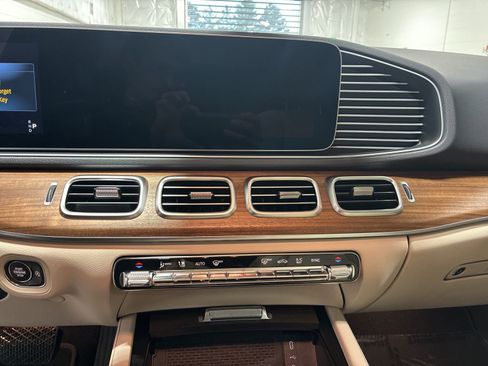 New 2026 Mercedes-Benz GLE 350 4MATIC image 9