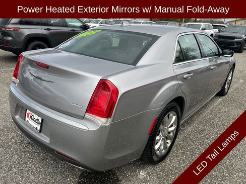 Used 2016 Chrysler 300 Limited w/ Driver Convenience Group image 24