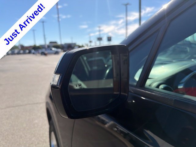 Used 2020 Chevrolet Blazer LT FWD image 12