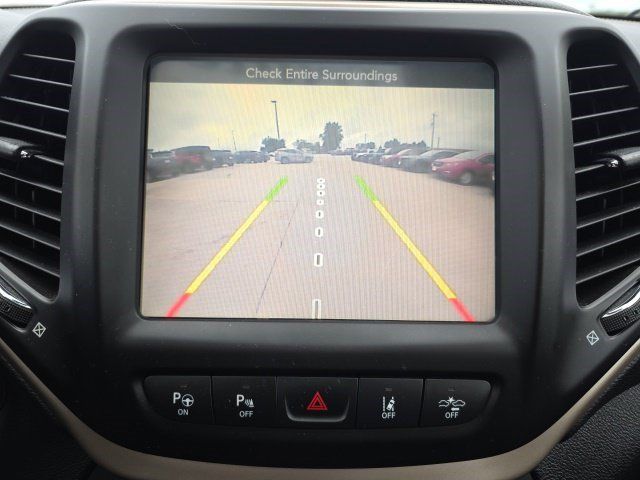 Used 2014 Jeep Cherokee Limited w/ Technology Group AWD/4WD image 22