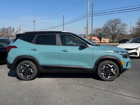 New 2026 Kia Seltos S image 2