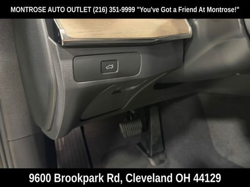 New 2026 Volvo XC90 B6 Plus w/ Protection Package Premier image 15