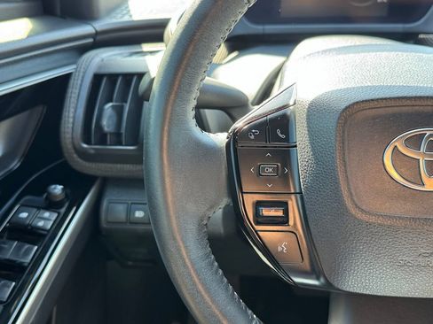 Used 2025 Toyota bZ4X AWD w/ Weather Package image 9