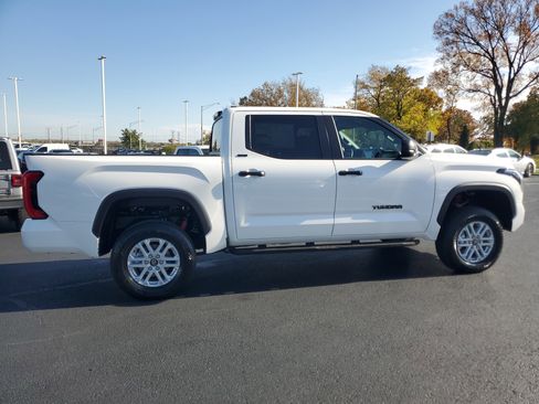 New 2026 Toyota Tundra SR5 image 5