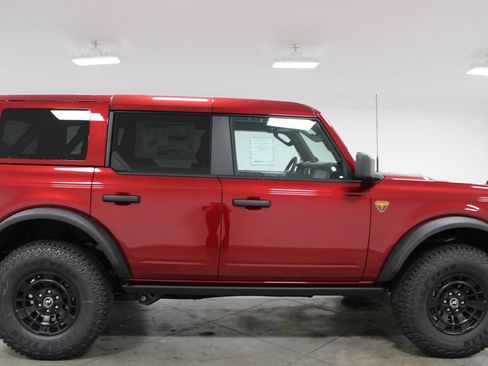 New 2026 Ford Bronco Badlands AWD/4WD image 10