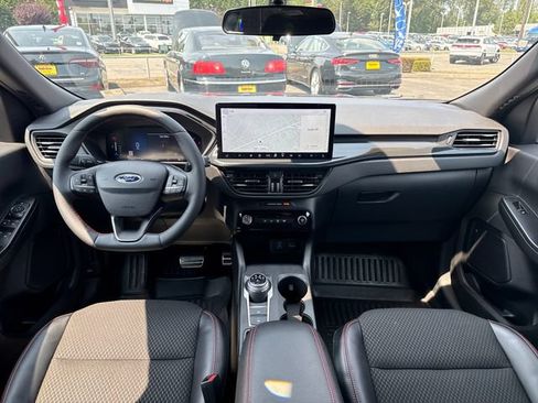 Used 2023 Ford Escape ST-Line w/ Tech Pack #1 AWD/4WD image 21
